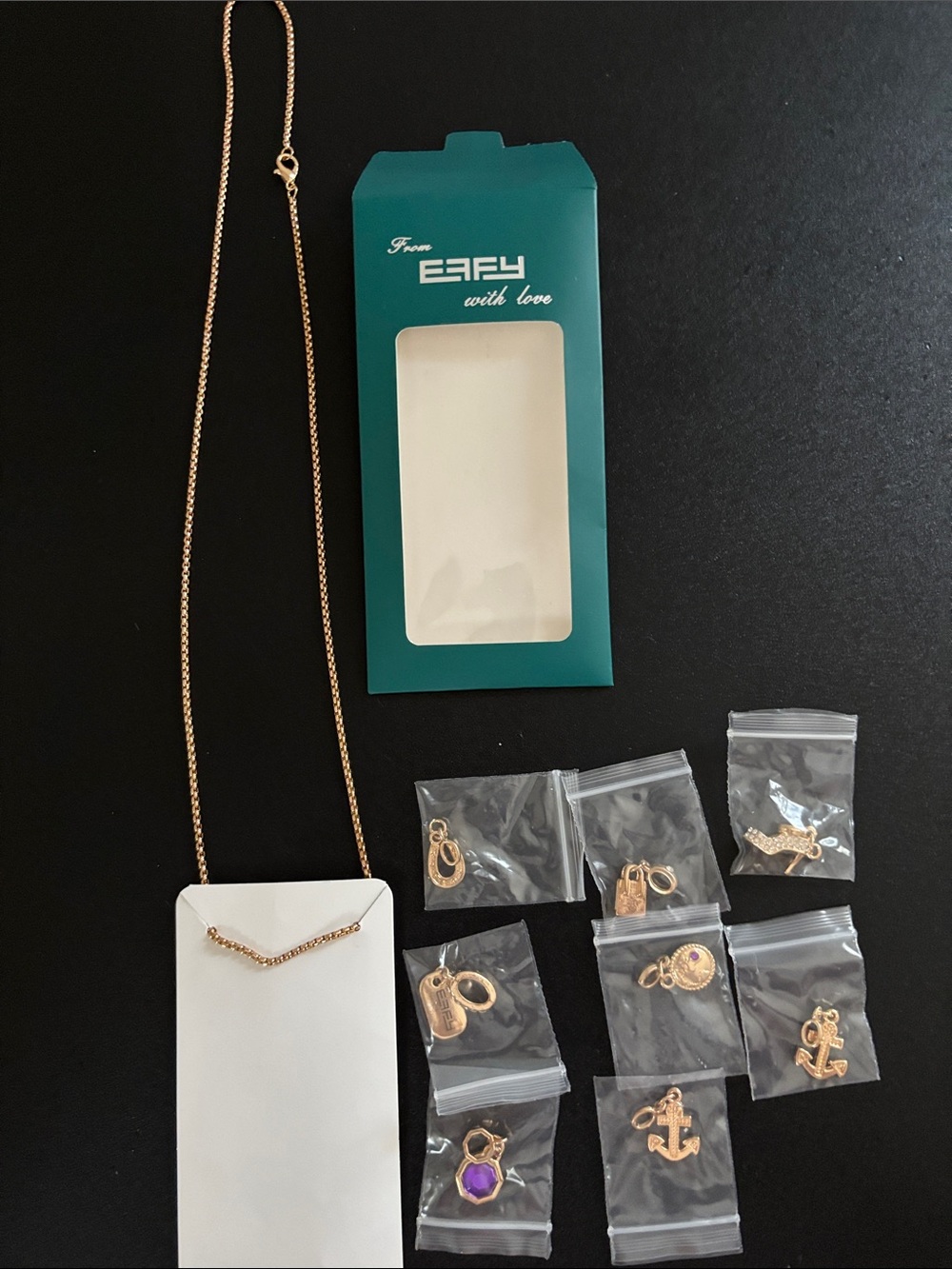 Gold Phone Charm and Decorative Charms Set - Gold